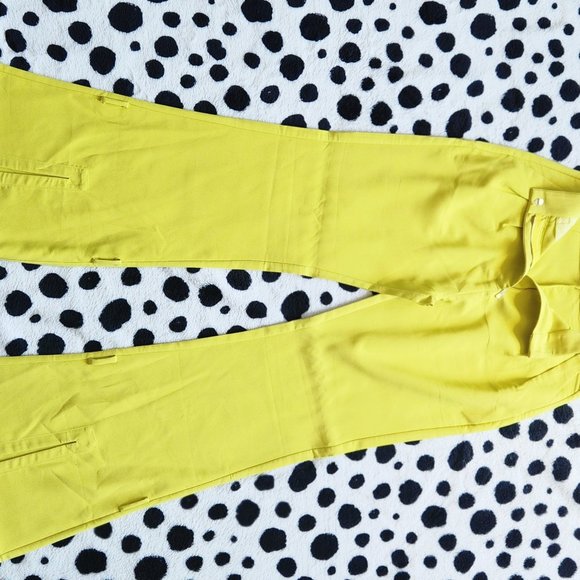 The Brand Label Two Piece - Picture 3 of 3